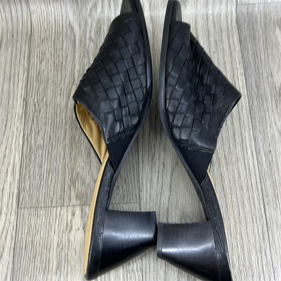 🍁2/$25 🍁Trotters Corsa Woven Sandal - Picture 10 of 15